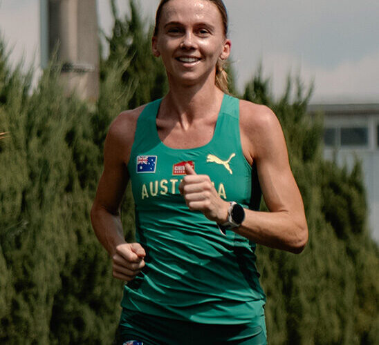 Sarah Billings representing Australia in middle-distance running